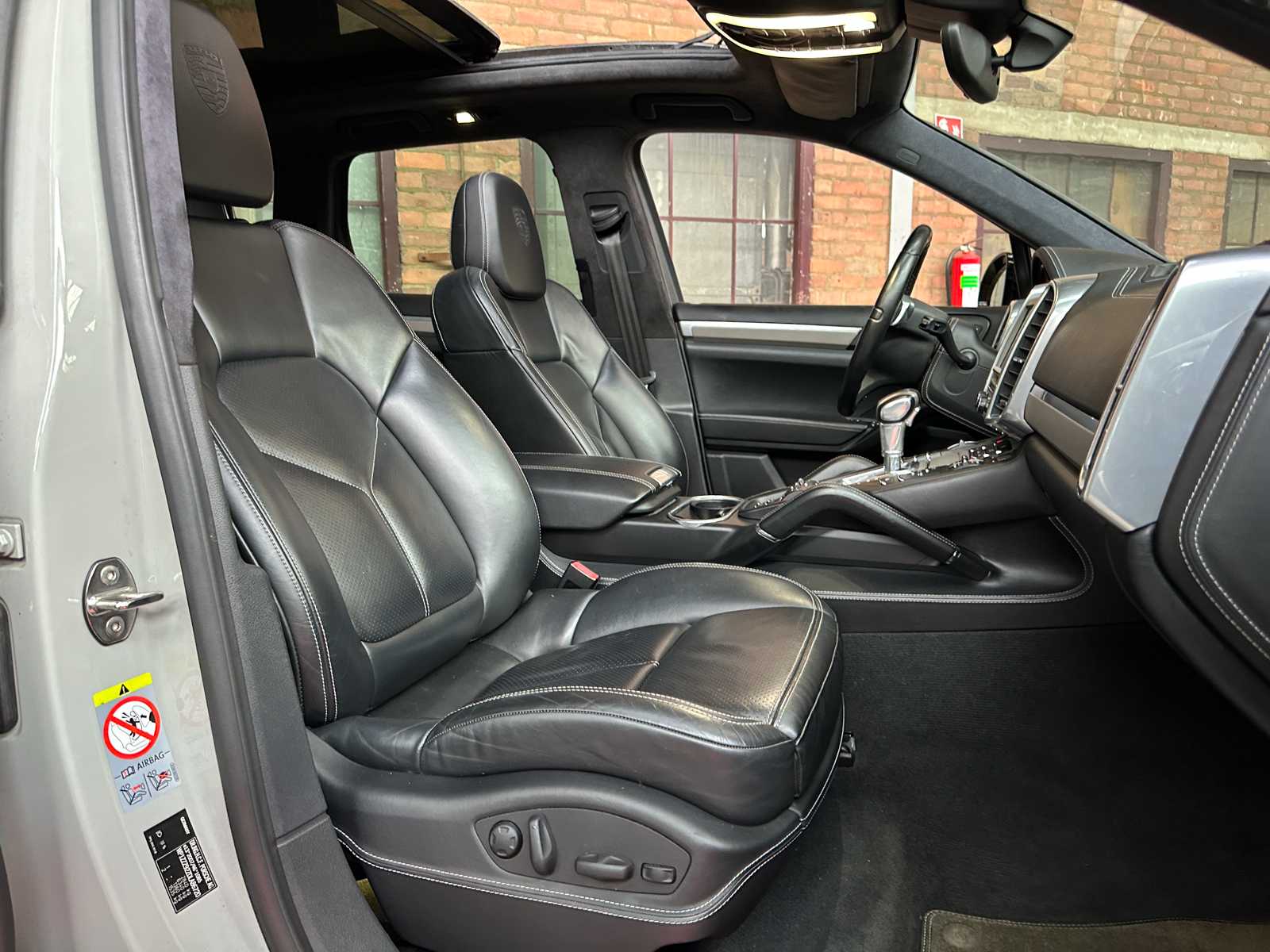 Porsche Cayenne S 4.8 V8 Sport-Chrono 400pk 2013, JP-842-T