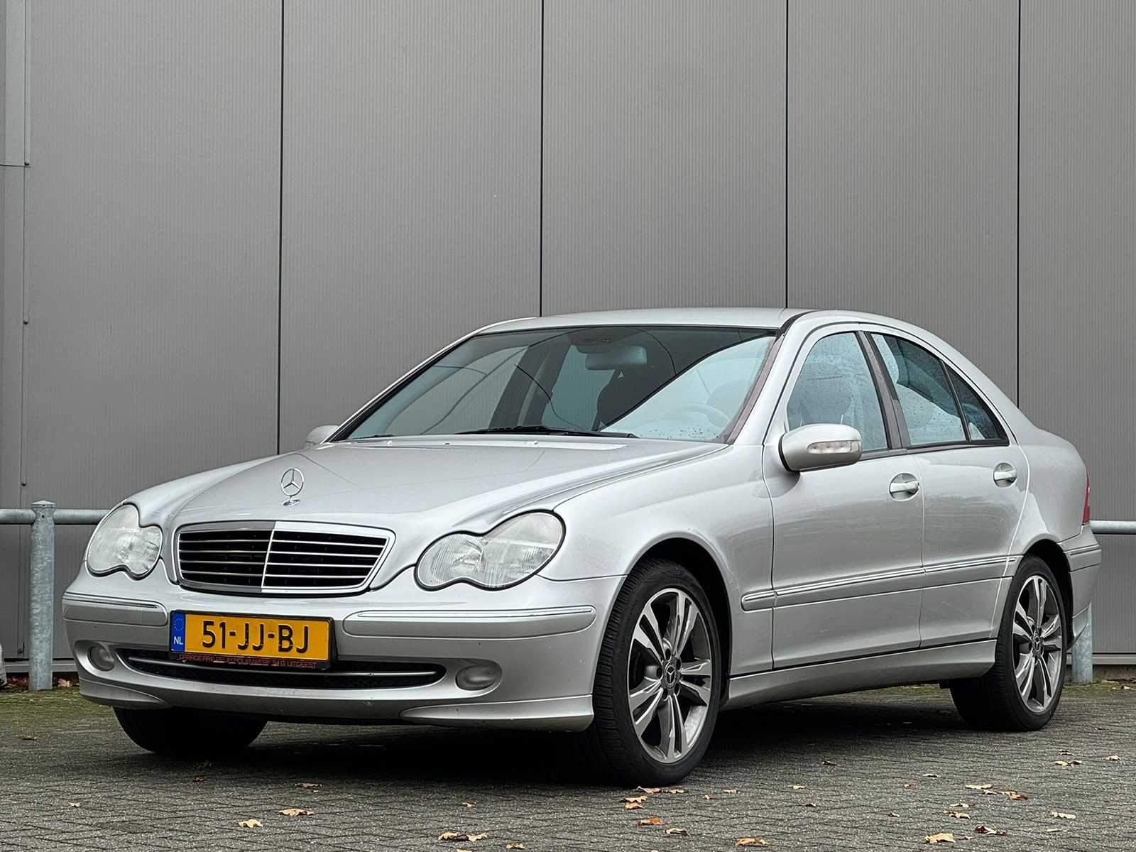 Mercedes-Benz – 2002 – C-class – 180 Elegance – 51-JJ-BJ