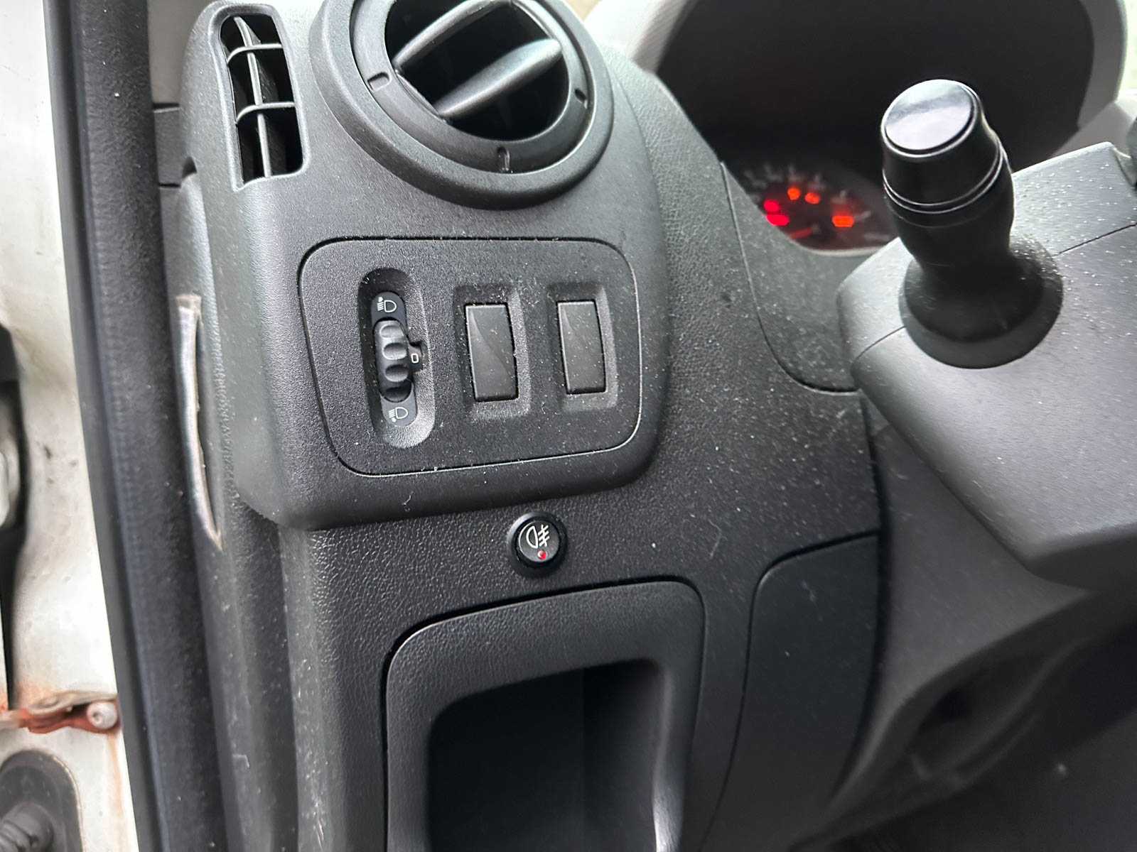 Renault Master T35 2.3 dCi L2H3 Eco 125hp 2013, VD-911-L