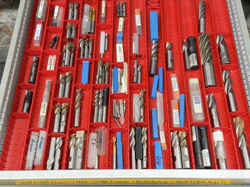   Freessnijder + stapboor