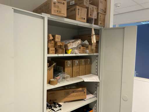 Toner- und Druckpapier-Charge