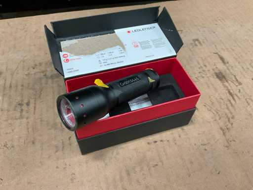Lampe de poche Ledlenser P7