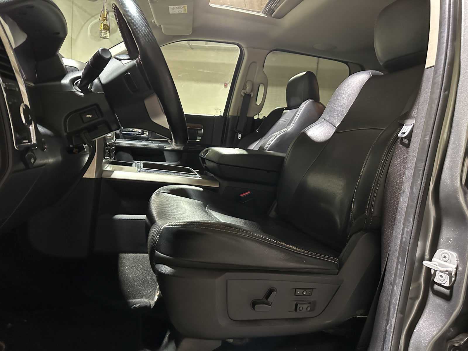 Dodge Ram 1500 5.7 V8 4x4 QC 6'4 401pk 2014 LPG (Origineel-NL) (BTW), VG-248-G