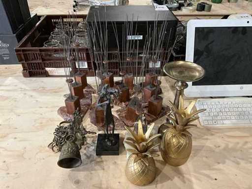 Material der Partydekoration