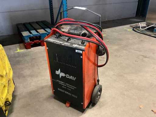 DAV Booster 90-1100 Acculader