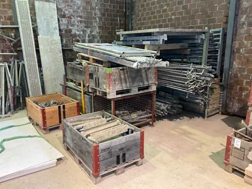 Rusztowania do du?ych dzia?ek