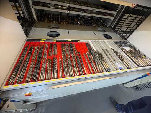   Lot Twist Drill Bit