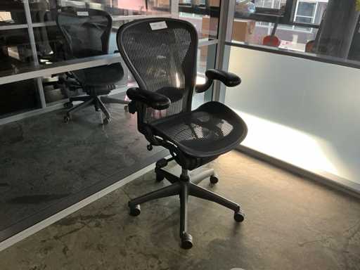 Krzes?o biurowe Herman Miller