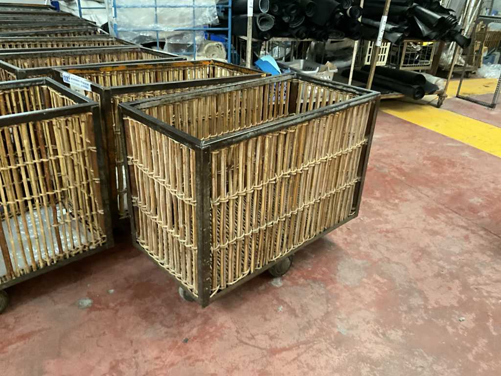 5 Metal/Reed Sorting Carts