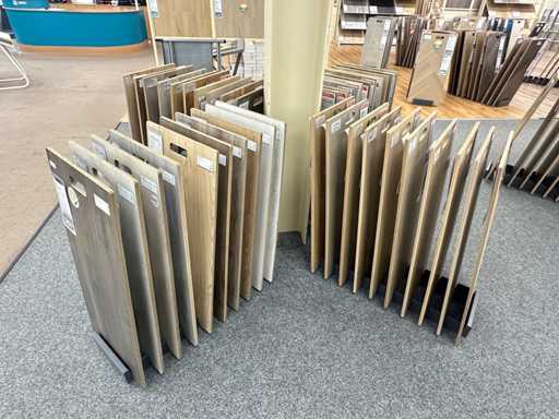 Présentateur avec échantillons de sol (22x)