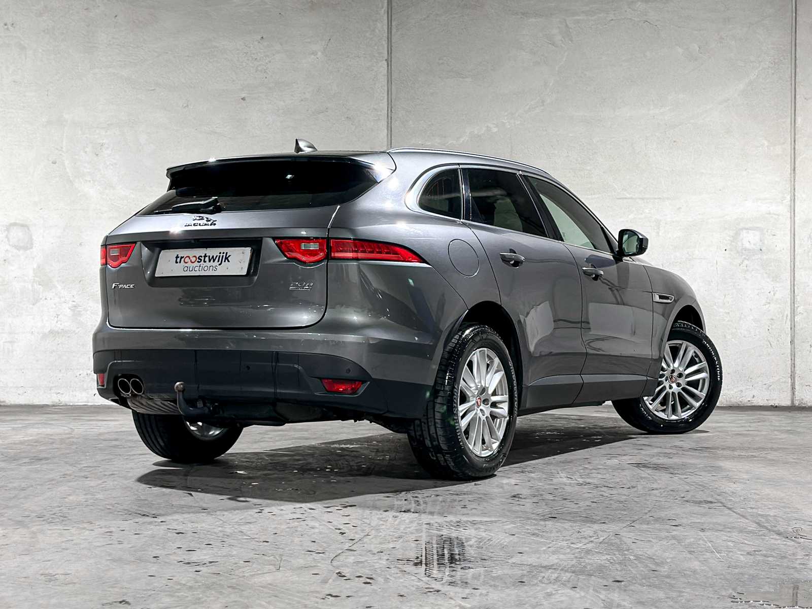 Jaguar F-PACE 2.0 Portfolio AWD 20d 179hp 2017, NL-229-D