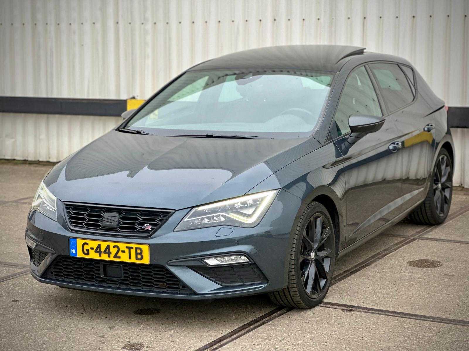 SEAT Leon 1.5 TSI FR Ultimate Edition Black z automatyczną skrzynią biegów; G-442-TB