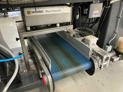 SESOTEC - P-SCAN RG - Wykrywacz metalu (4x)