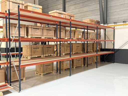 Legbordstelling grootvakstelling 8.3m lang.