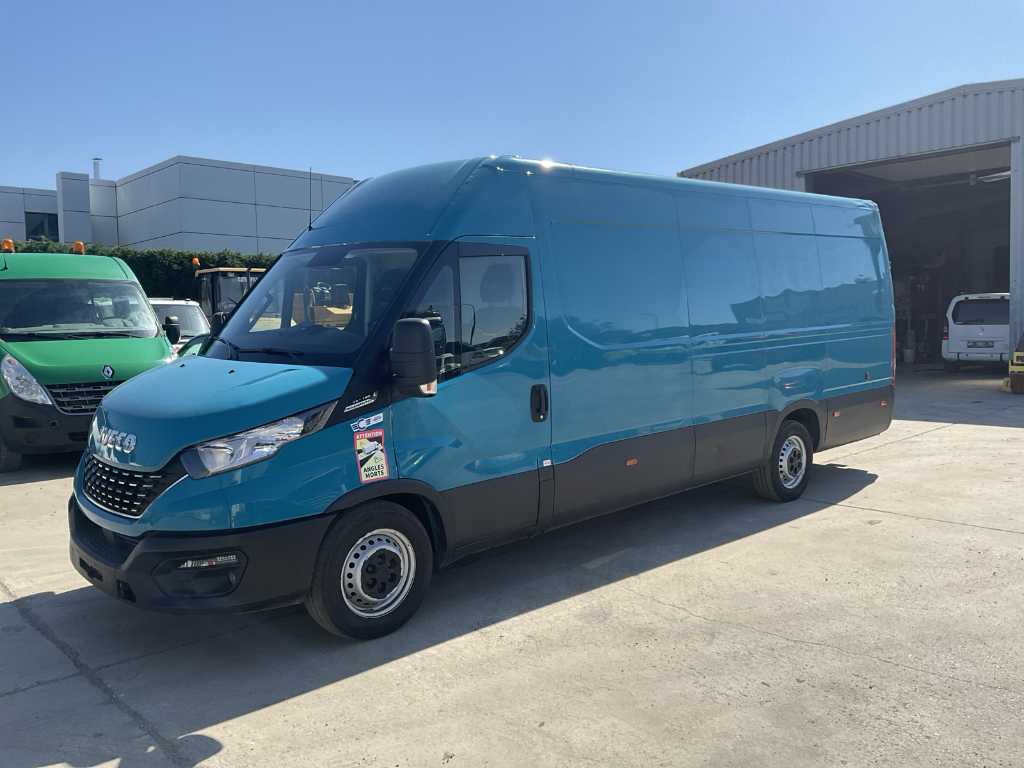 Iveco Daily Commercial Vehicle