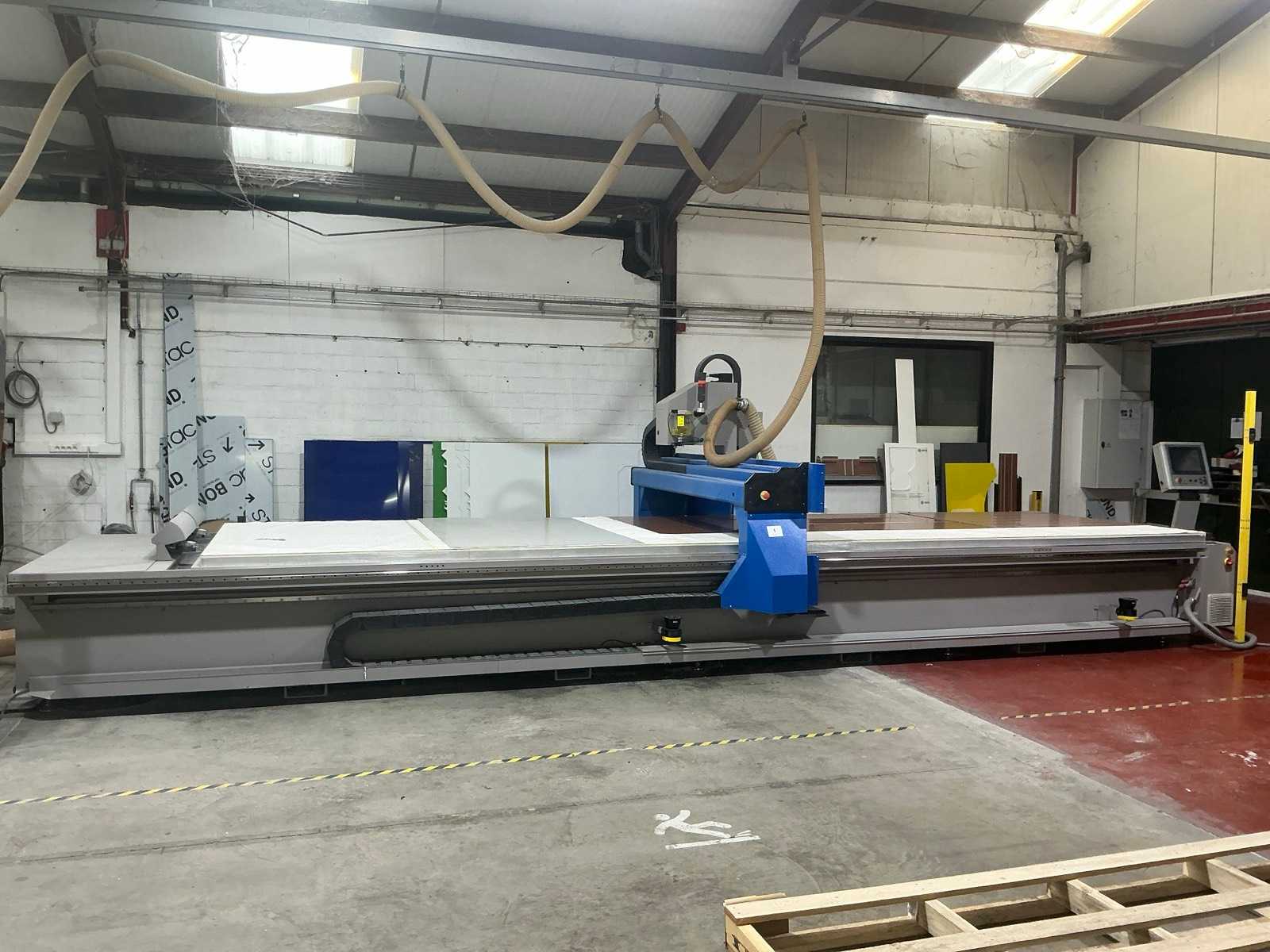 2018 Mecanuméric Pro7220 CNC Milling Machine