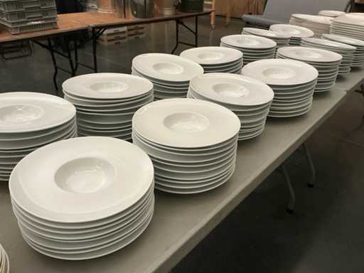 Lot of round plates
