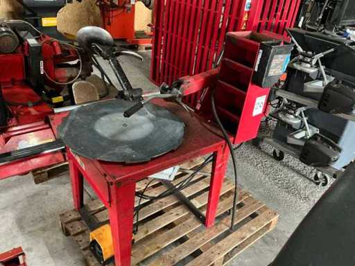 2011 Ahcon Beadbreaker Heel Press