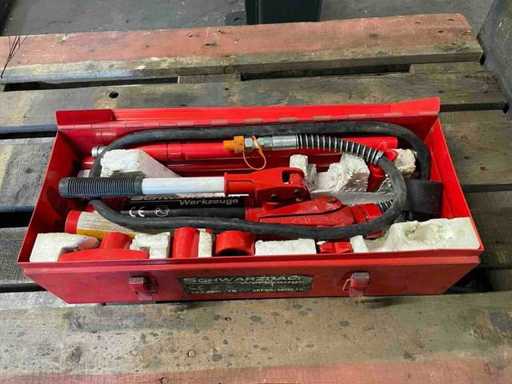 Schwarzbach Tools - Straightening & Dent Removal Kit - SRA 4000 - TN - Used