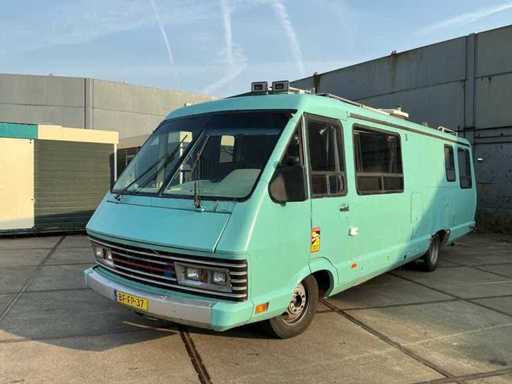 1984 G.M.C. WINNEBAGO MPV. Camper