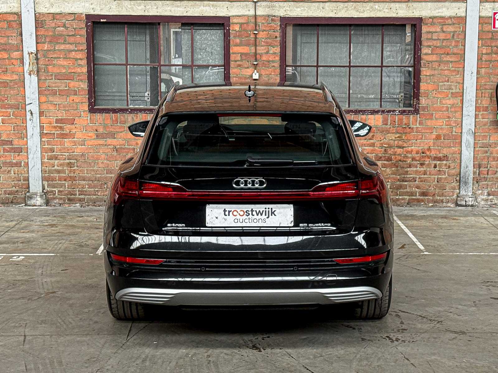 Audi e-tron 50 Quattro Business Edition 71 kWh 313pk 2020, K-422-JJ