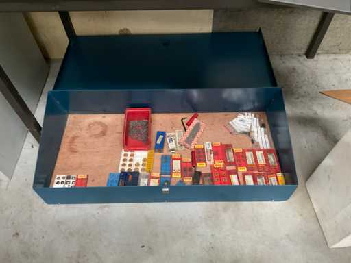 Diverse pl?ci de dalt?