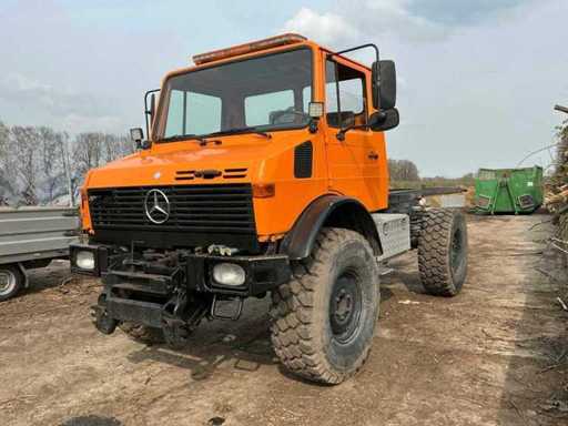 Véhicule agricole Unimog U1300L Tipper