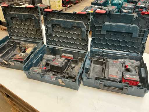 Bosch Akkubohrmaschine (3x)
