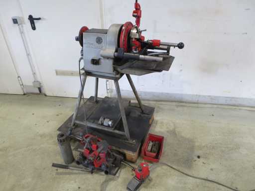 ROLLERS ROBOT 4 Pipe Thread Cutter