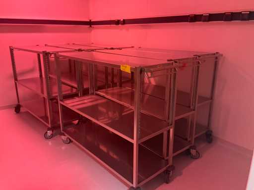 Wagen für Zoohandlungen aus Edelstahl