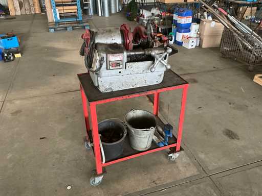 Red 60A-III Threading Machine