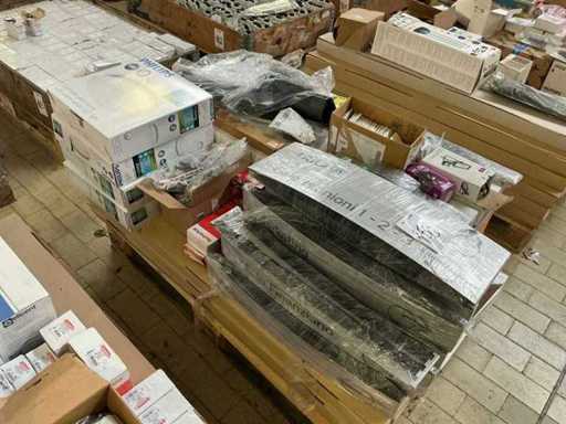 Stock of accessories, spare parts and warehouse stocks