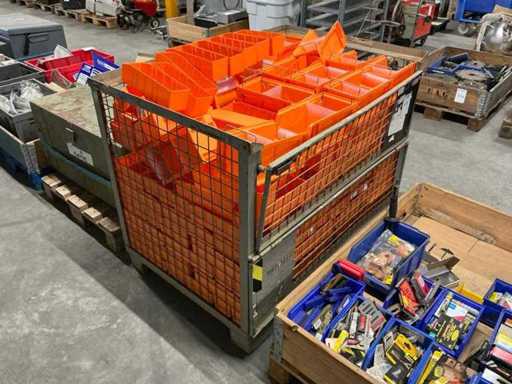 Batch of storage bins