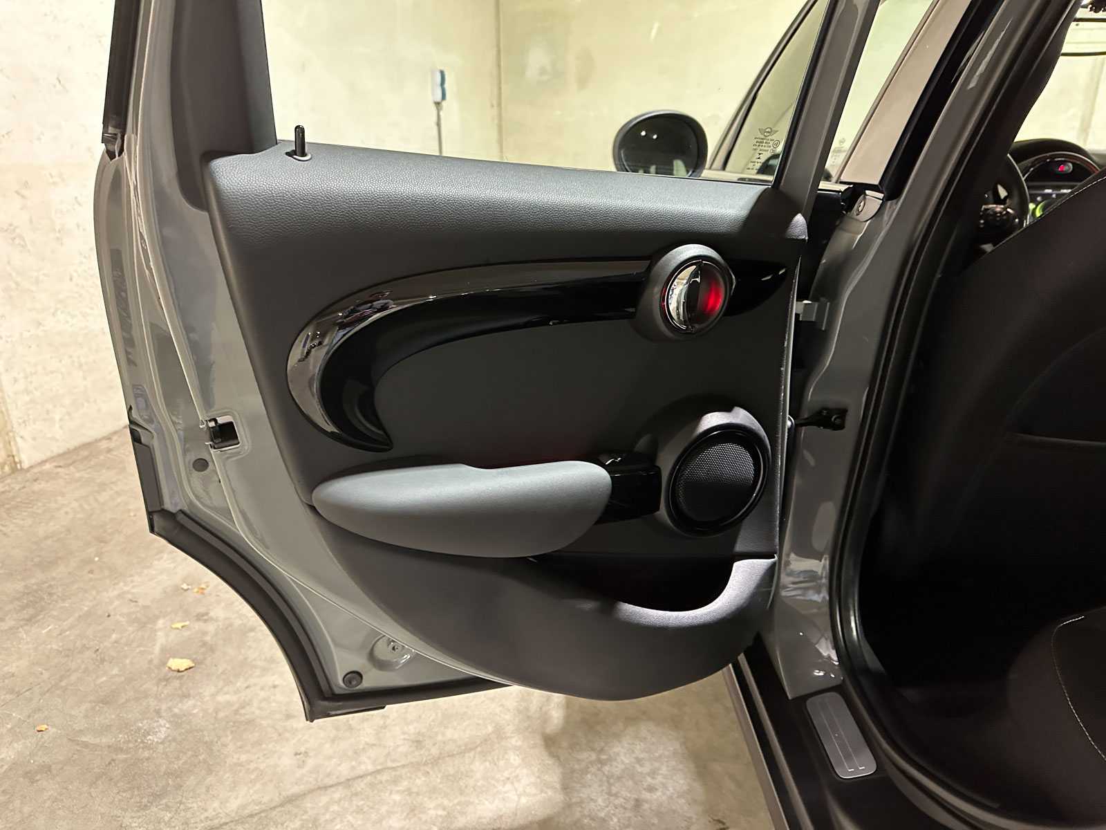  Mini Cooper 1.5 136pk 2014, J-119-RV