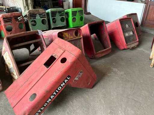 Tractor bonnet (3x)
