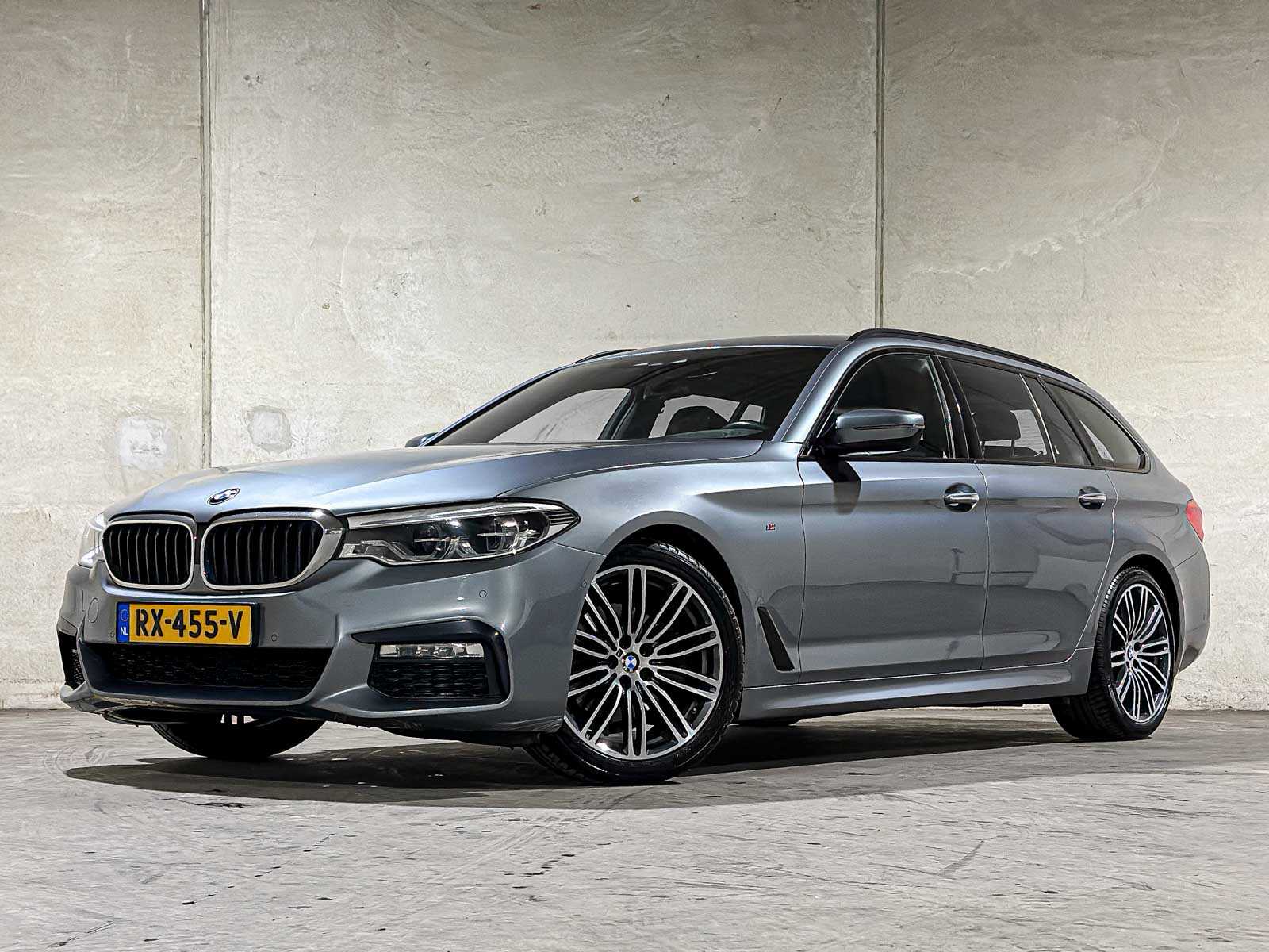 BMW 520i Touring High Executive 5-serie 181pk 2018 (Origineel-NL), RX-455-V