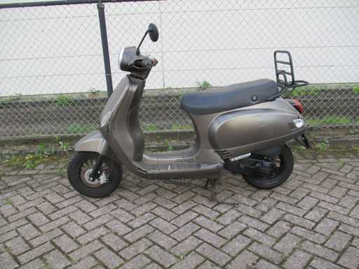 Senzo - Schnorchelscooter - RivaLux - Roller