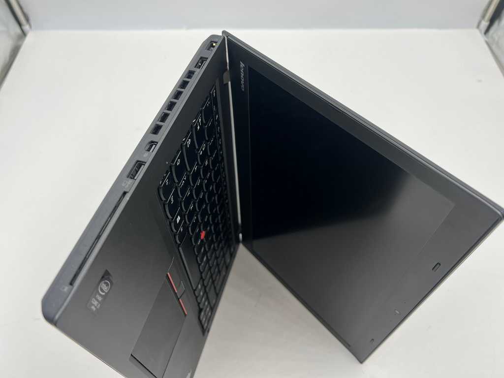Lenovo ThinkPad T450 - 14 cali - Intel i5, 8 GB RAM, 256 GB SSD, QWERTZ