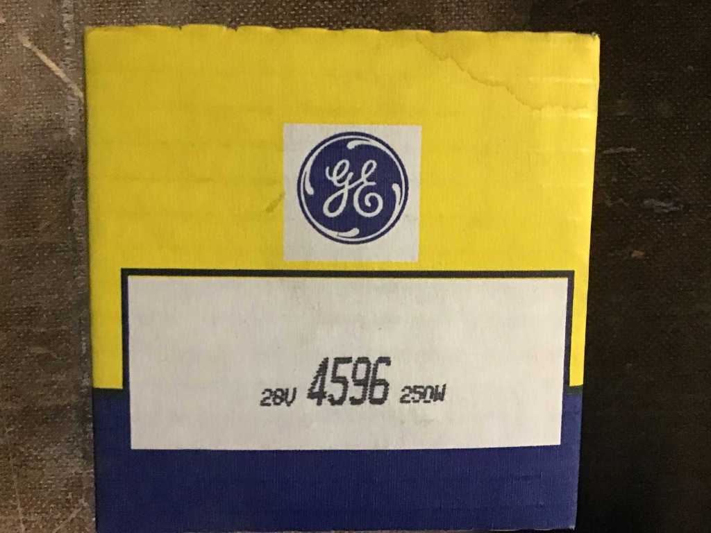GE - 4596 28V 250W  (6x)