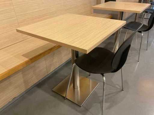 70x70cm Restauranttisch (14x)