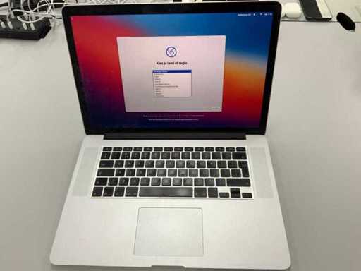 Apple A1398 15-inch MacBook Pro MGXA2N/A Laptop