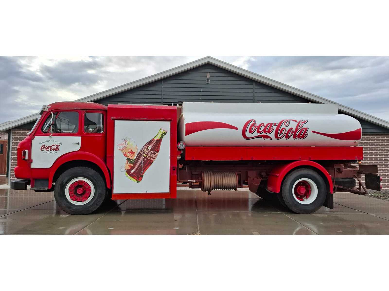 1968 Saviem JL29A Tank Truck (Coca Cola)