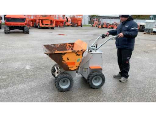 2ca1b757-a249-49e4-aee1-e8242614fd0e.mp4