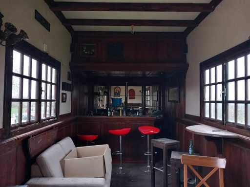 Remorca frigorifică Mobile Pub Brown Cafe