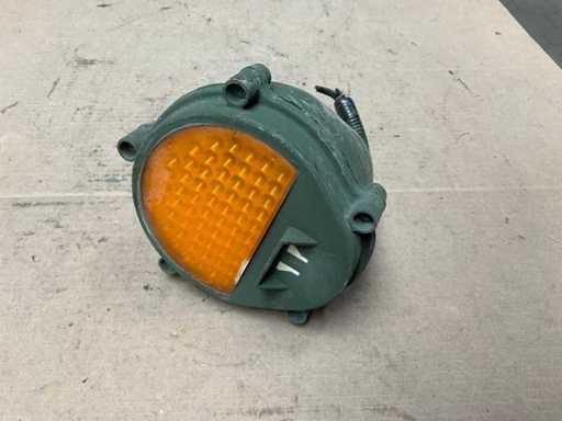 Turn single light (3x)