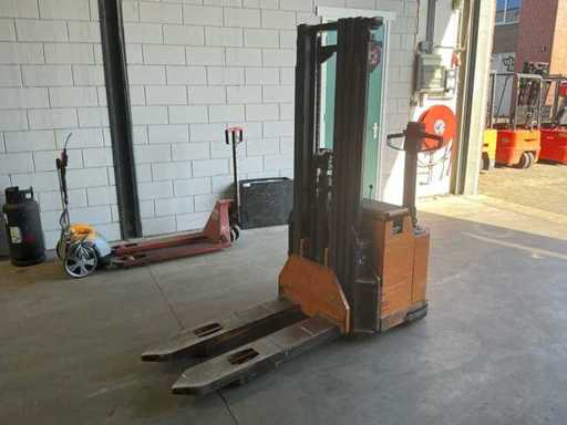 1997 Toujours AL-CO EGV1600 Stacker (triple mât 4,3M)