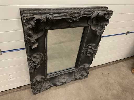 Specchio in cornice barocca