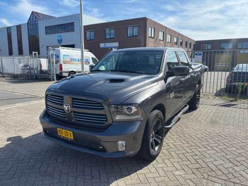 Dodge - 2016 - Ram 1500 - 5.7 V8 QC 6'4 - Auto