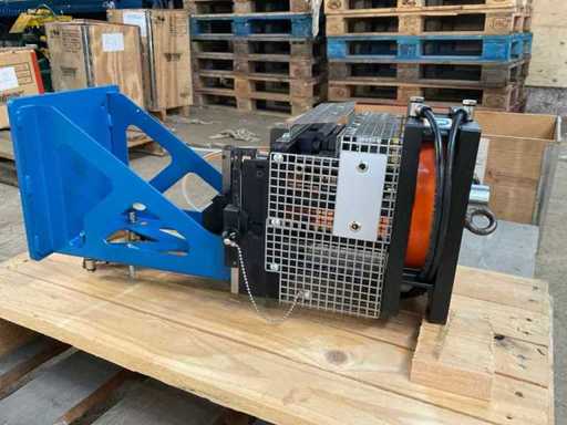 2012 Tekna TK 280 RC 20 Aluminiumprofil-Stanzmaschine Pneumatisch