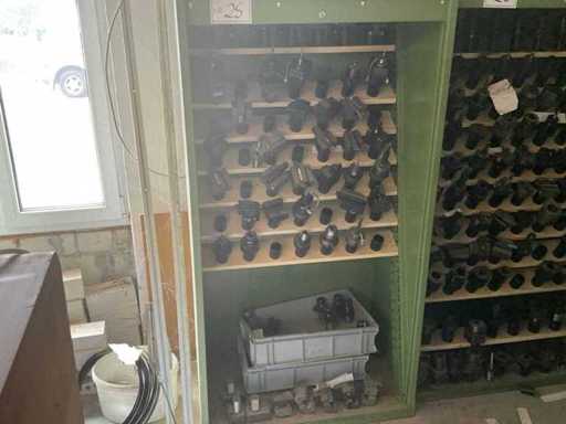 Mixed Lot VDI Holder, Partially Driven